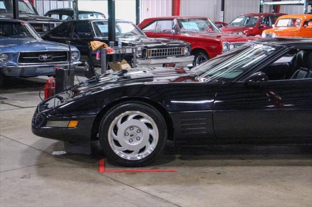 1992 chevrolet corvette base