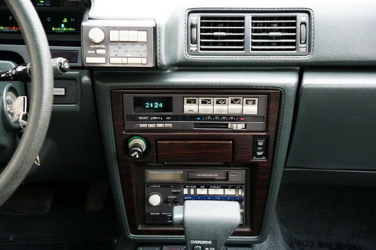 1985 toyota cressida only 83k miles super clean