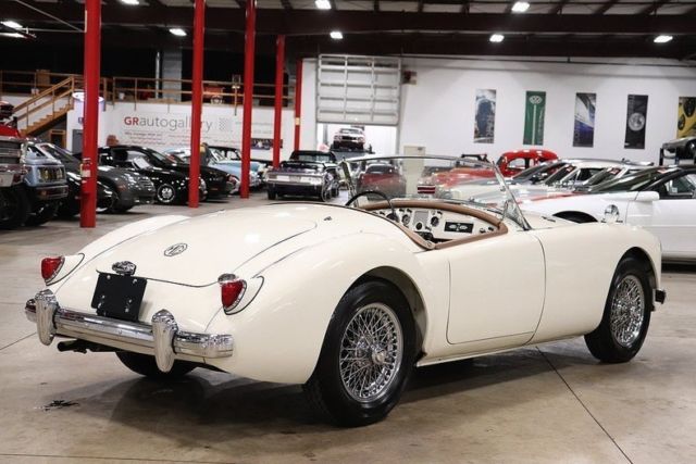 1957 mg mga 7105 miles old english white convertible 1800cc inline 4 4 speed ma