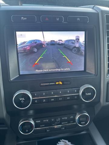 2021 ford expedition xlt