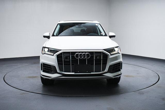 2024 audi q7 55 premium plus