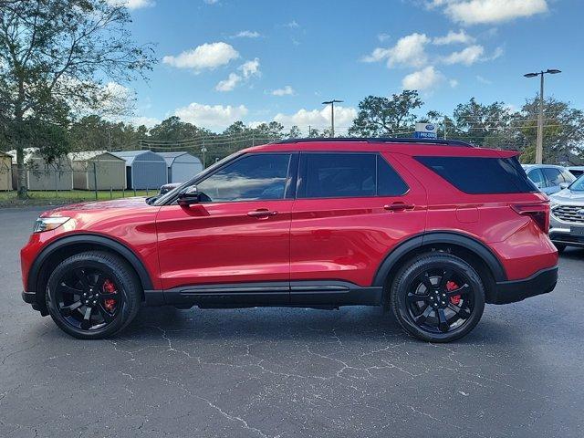 2022 ford explorer st