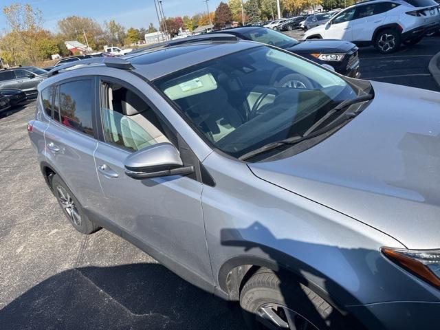 2017 toyota rav4 xle