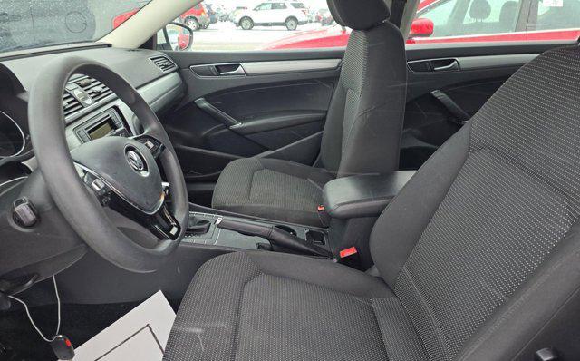 2016 volkswagen passat 1.8t s