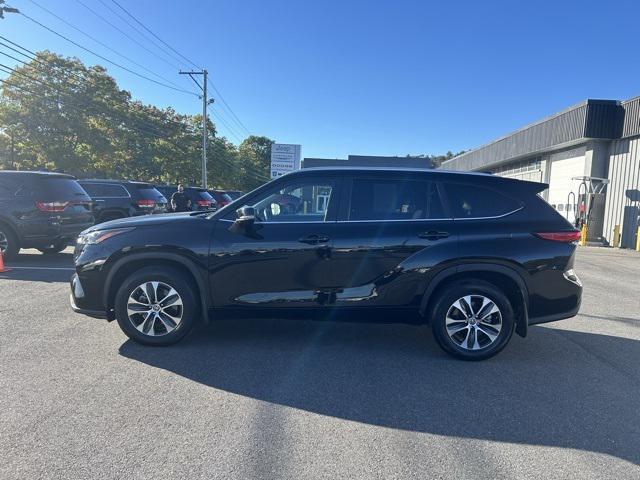2023 toyota highlander xle