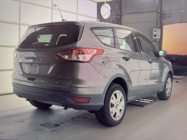 2013 ford escape s