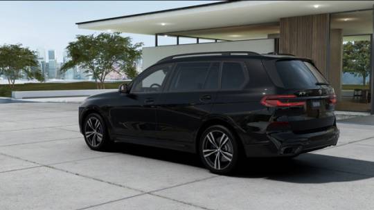 2025 BMW X7