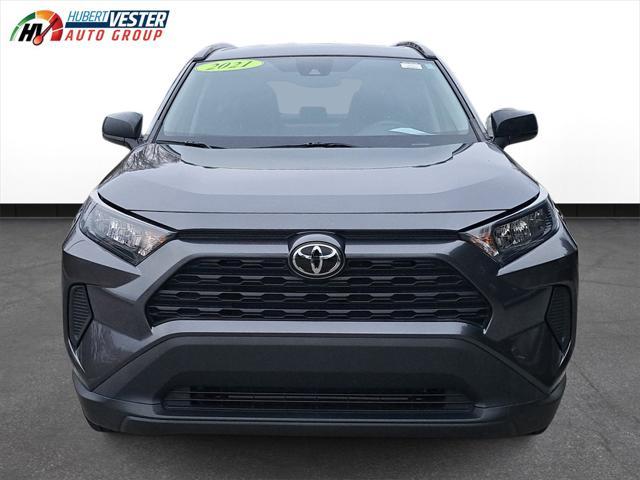 2021 toyota rav4 le