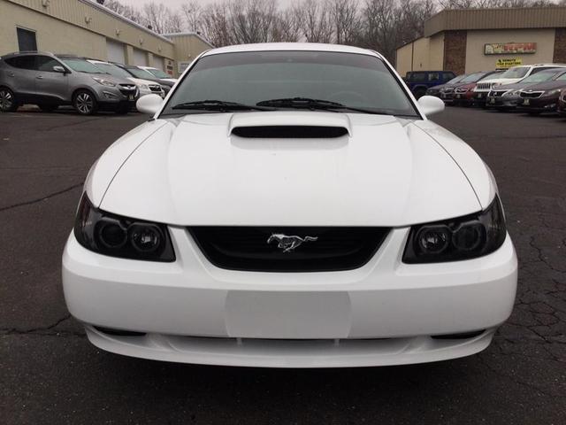 2001 ford mustang gt