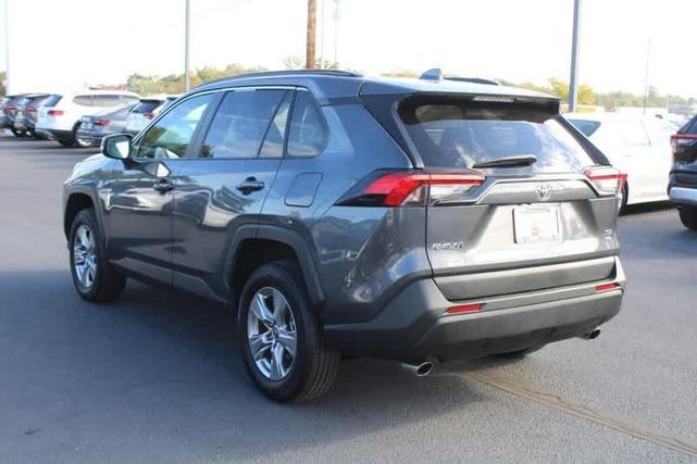 2022 toyota rav4 xle