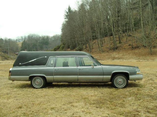 1991 cadillac fleetwood brougham hearse funeral limo priced to sell