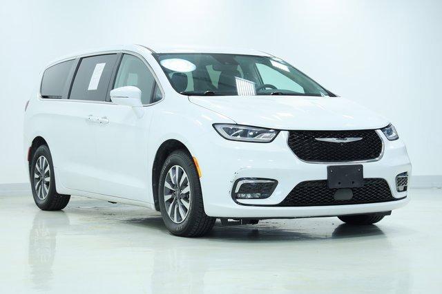 2022 chrysler pacifica hybrid touring l