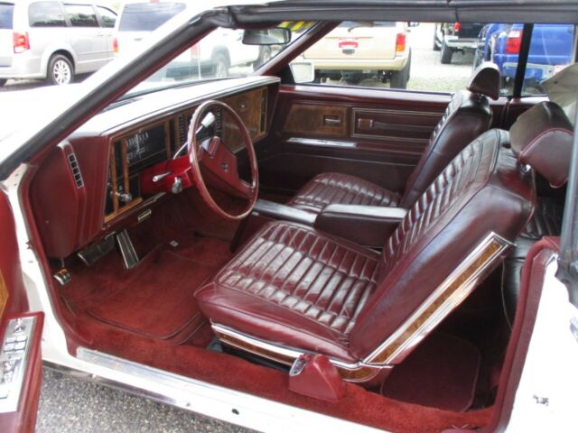 1981 buick riviera convertible 38688 miles white 8 cylinder engine automatic
