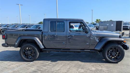 2024 Jeep Gladiator