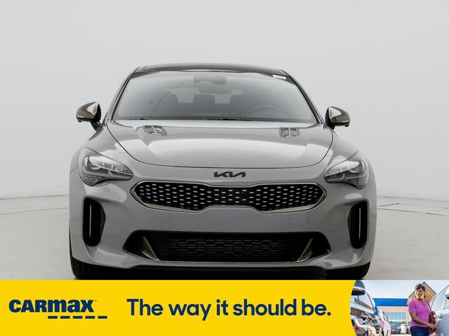 2022 kia stinger gt2