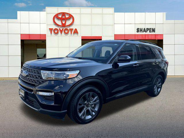 2022 ford explorer xlt