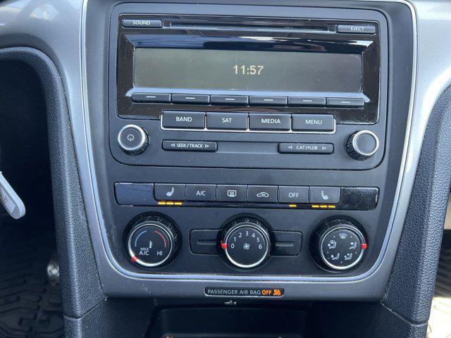 2014 volkswagen passat 1.8t s