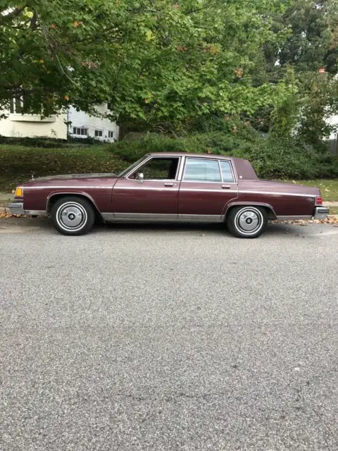 1983 buick park avenue only 70,256 original miles needs cosmetics .no reserve!!