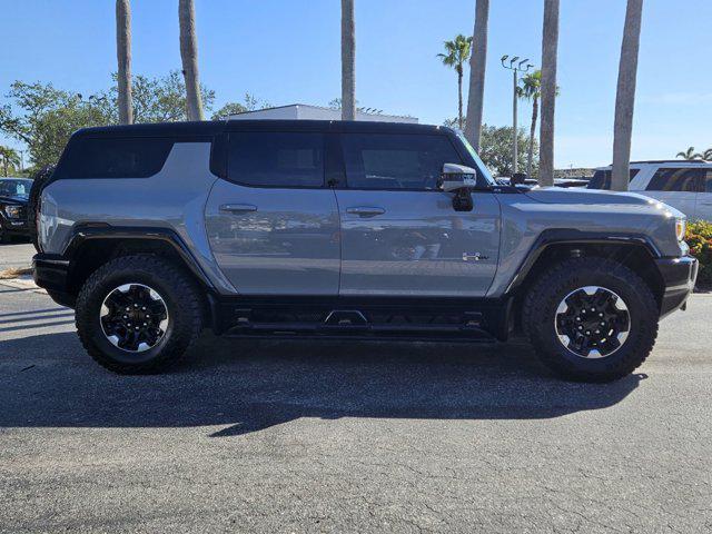 2024 gmc hummer ev suv r mulliner