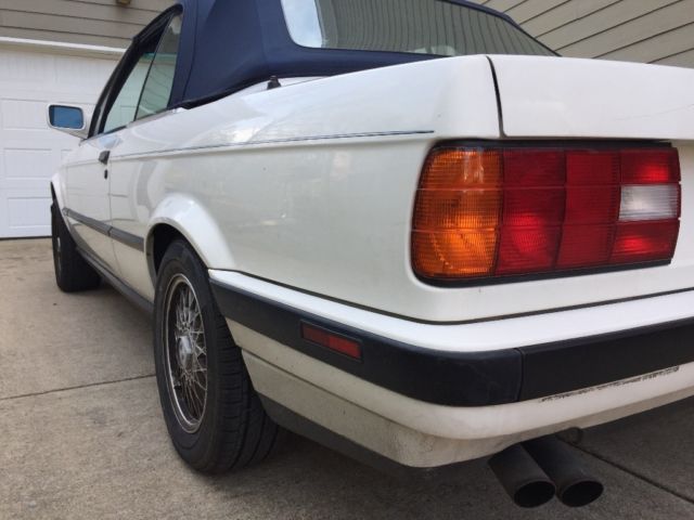 1992 bmw e30 325i 74,771 miles 1 family owned!