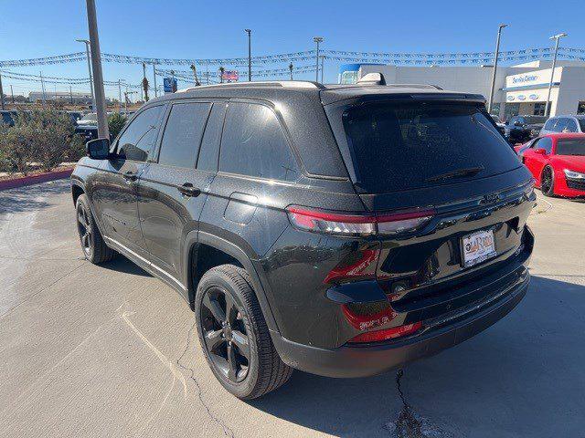 2023 jeep grand cherokee altitude