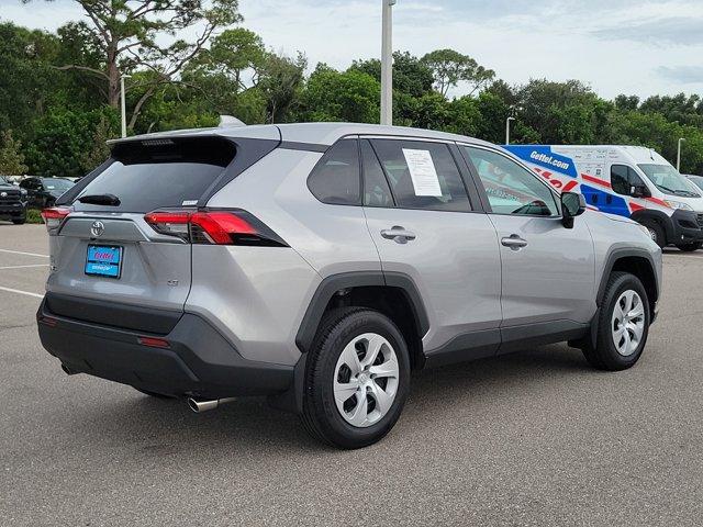 2024 toyota rav4 le