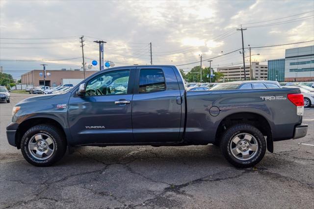 2010 toyota tundra grade
