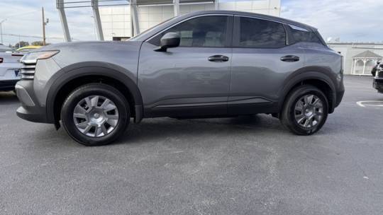 2025 Nissan Kicks