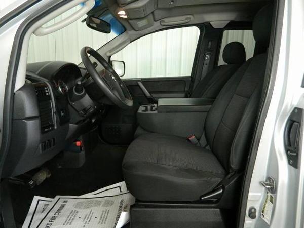 2009 nissan titan in co bluffs, iowa
