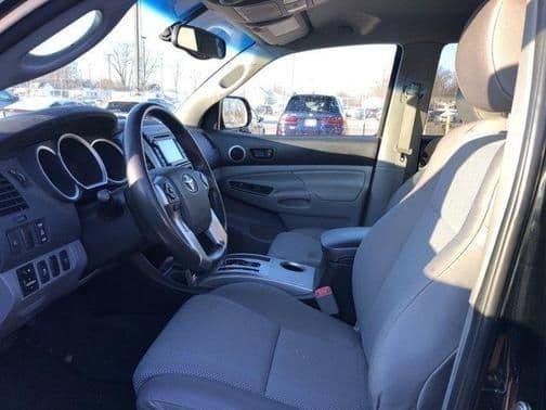 2015 toyota tacoma in secaucus, new jersey
