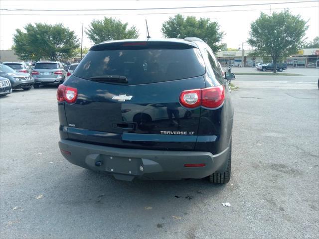 2010 chevrolet traverse lt