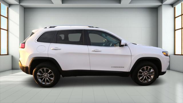 2021 jeep cherokee latitude lux