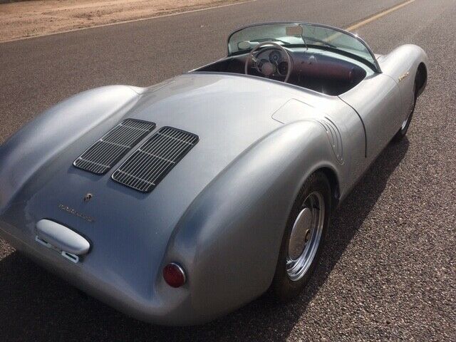 1957 porsche 550 spyder, beautiful!!