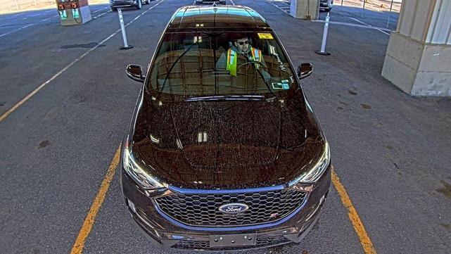 2021 ford edge st