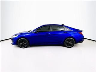 2023 Hyundai Elantra blue