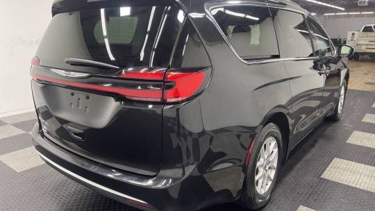 2022 Chrysler Pacifica