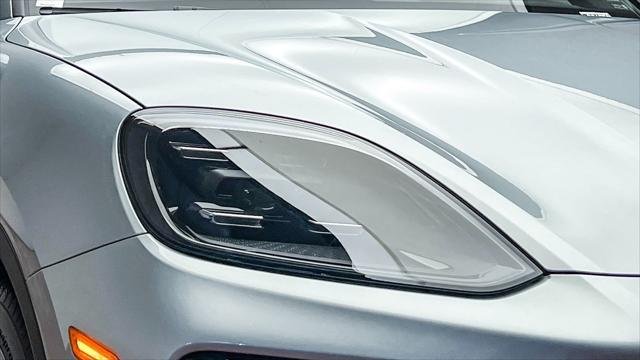 2024 porsche cayenne base (tiptronic)