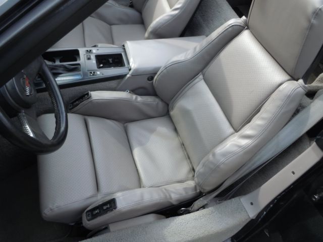88 corvette convertible great condition 72,000 miles no modifications