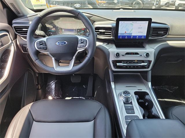 2024 ford explorer xlt