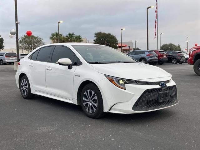2021 toyota corolla hybrid le