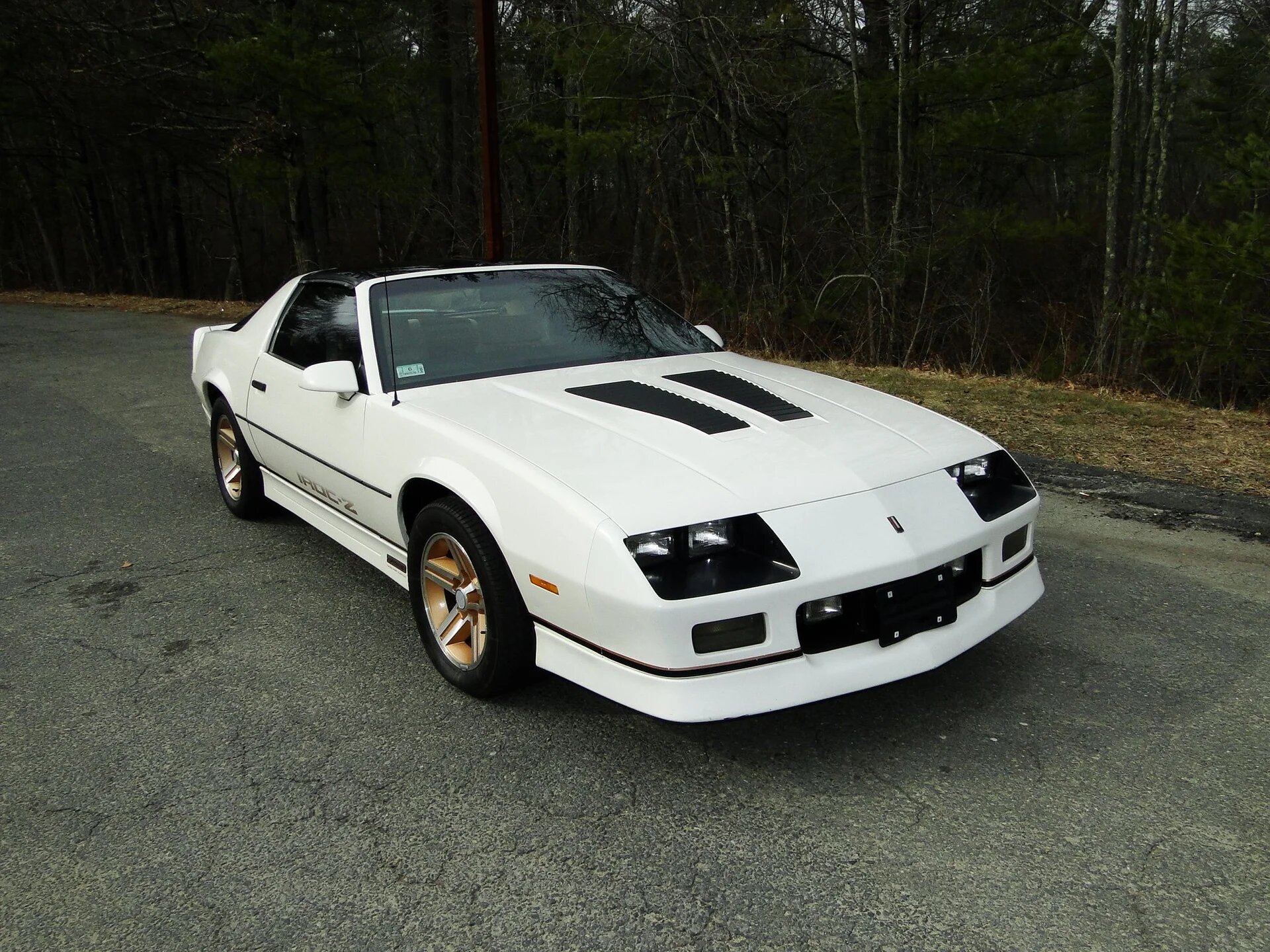 chevrolet camaro iroc-z