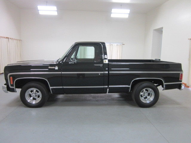 1976 chevrolet silerado pickup regular cab 4x2 small block automatic black