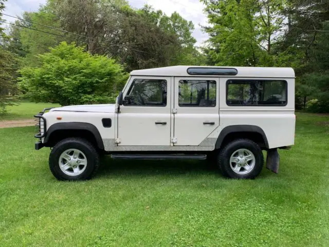 runs and drives perfectly. a good daily driver