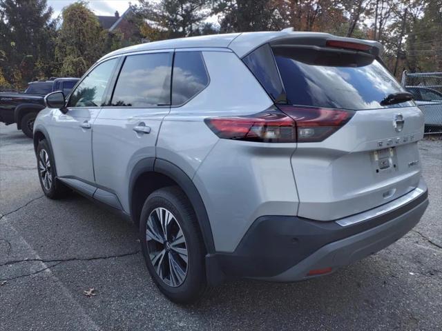 2021 nissan rogue sv