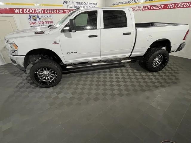 2020 ram 2500 tradesman crew cab 4x4 6'4' box