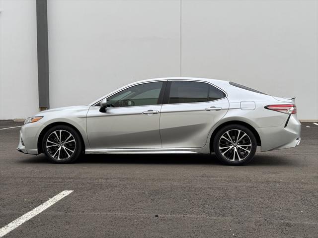 2018 toyota camry se