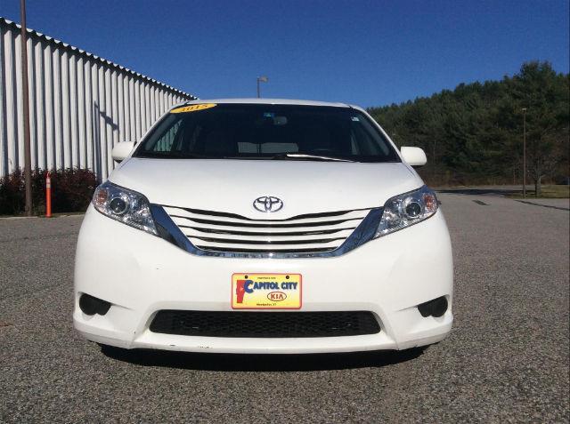 2015 toyota sienna le 7-passenger auto access seat le 7-passenger auto access seat 4dr mini-van for sale in montpelier, vermont