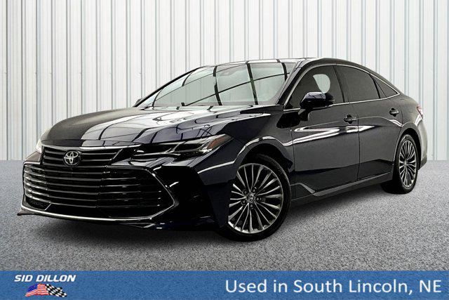 2022 toyota avalon limited
