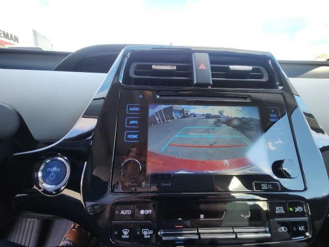 2017 toyota prius four
