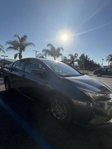 2017 toyota prius two